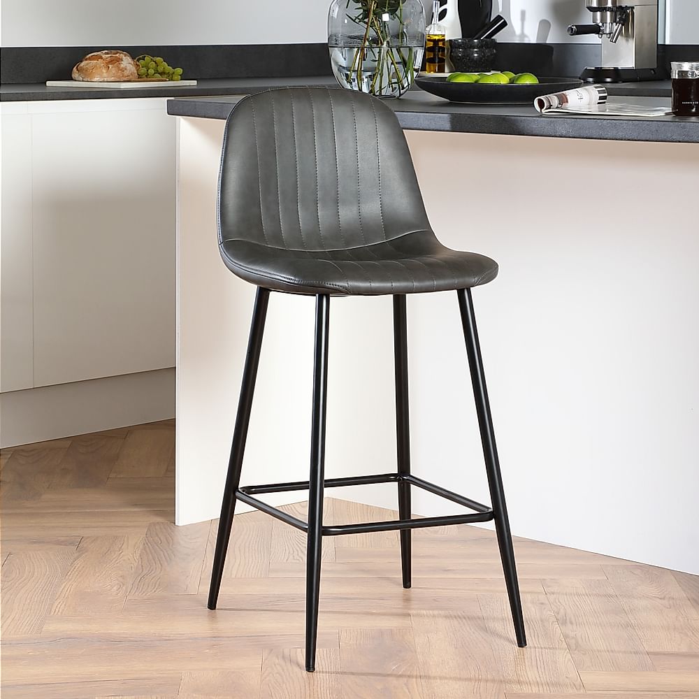 Vintage leather bar stools discount