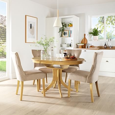 Hudson Round Extending Dining Table & 4 Bewley Chairs, Natural Oak Finished Solid Hardwood, Champagne Classic Velvet, 90-120cm