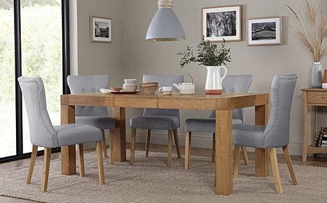 Cambridge 125-170cm Oak Extending Dining Table with 4 Bewley Light Grey Leather Chairs