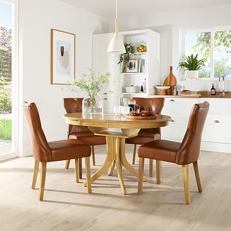 Hudson Round Oak Extending Dining Table with 4 Bewley Tan Leather Chairs