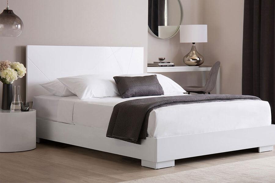 https://www.furniturechoice.co.uk/v5/img/hier/advice-and-inspiration/banner-white-bedroom-s.jpg