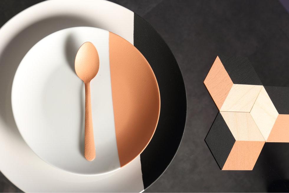 Colour blocked coasters with colour blocked dining set