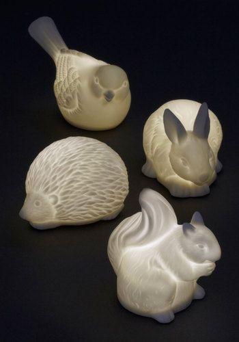 Ceramic animal-shaped oil diffusers