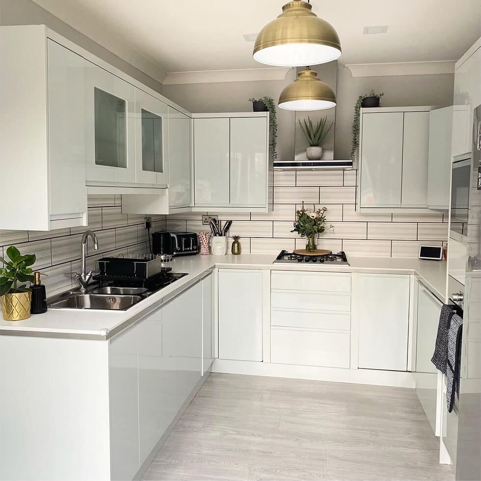 Contemporary white kitchen