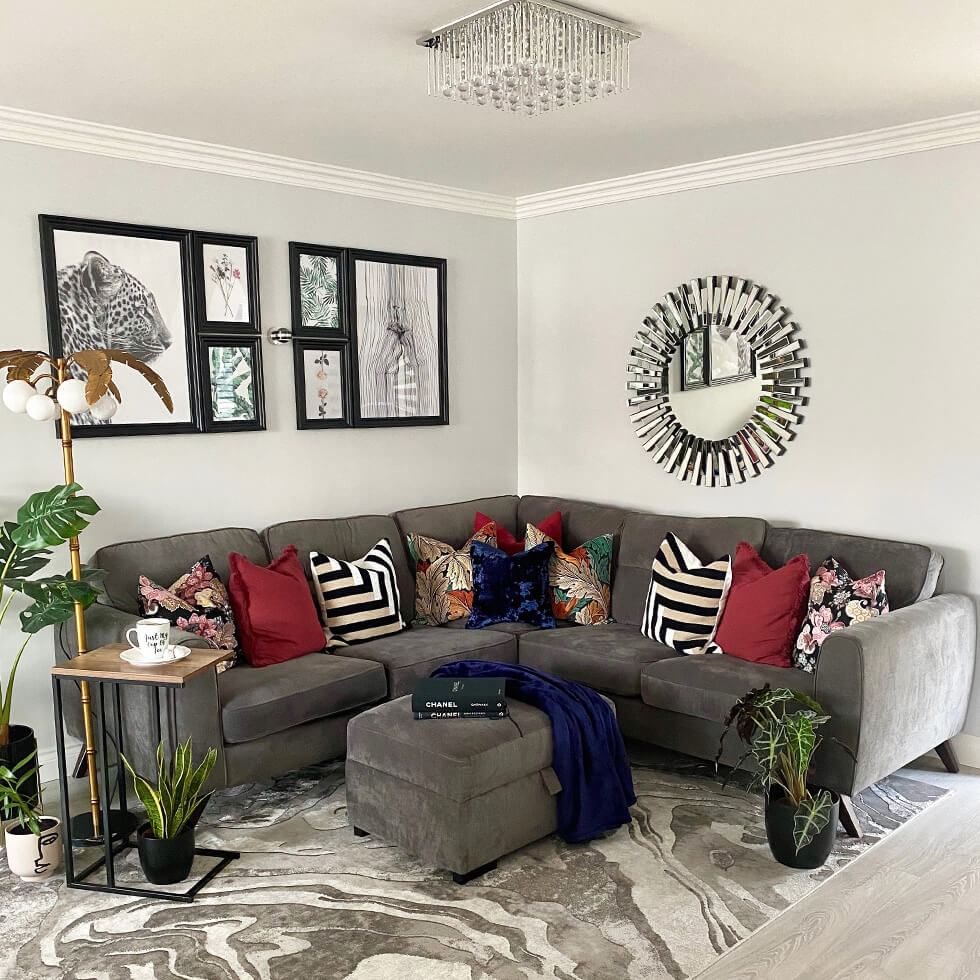 A calming grey living room with cosy textures and contemporary accents