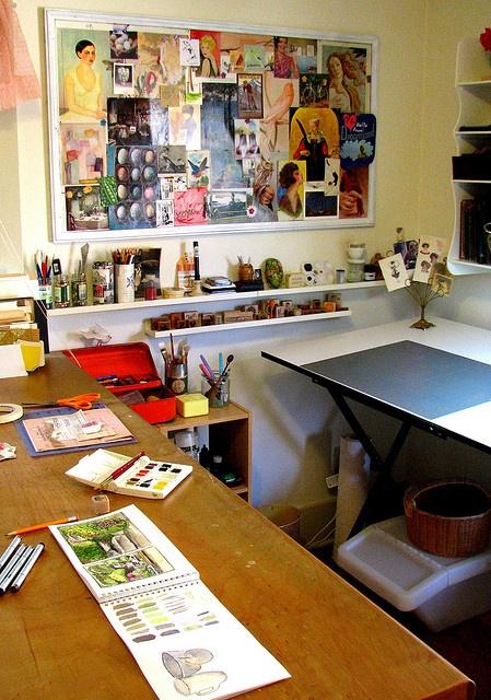 Creative, artsy home office.