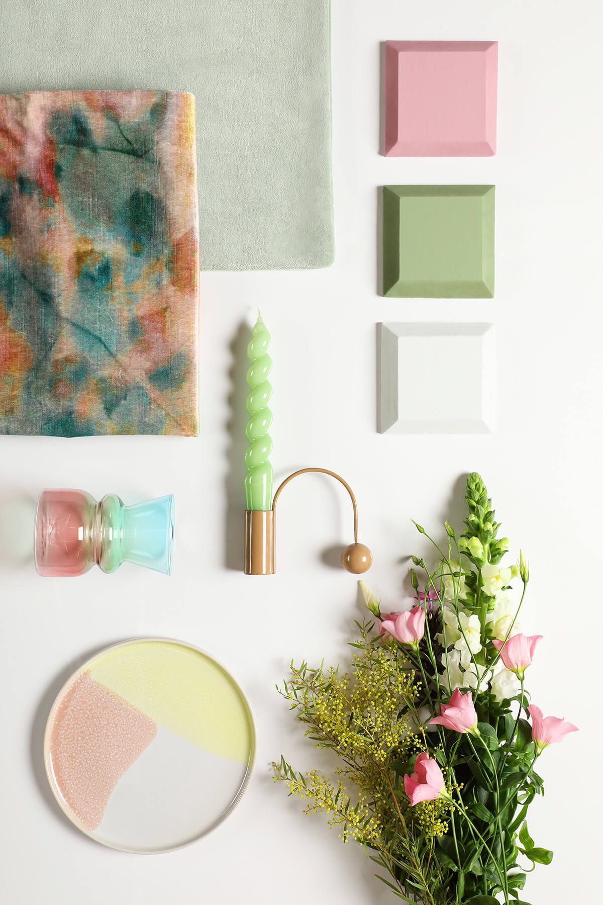 Spring Moodboard - Pastel Dreams